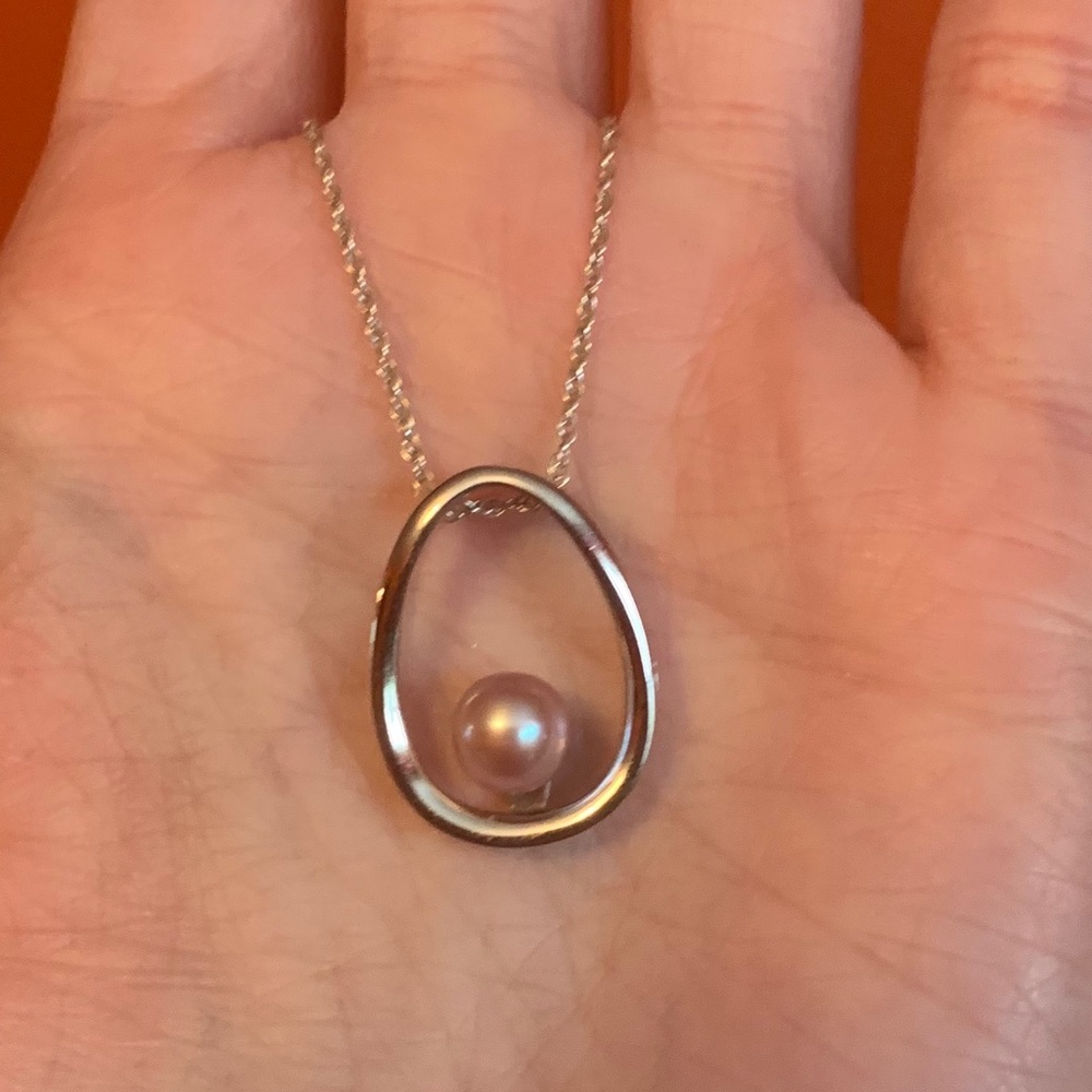 Vantel Pearls Peaceful Moments Necklace